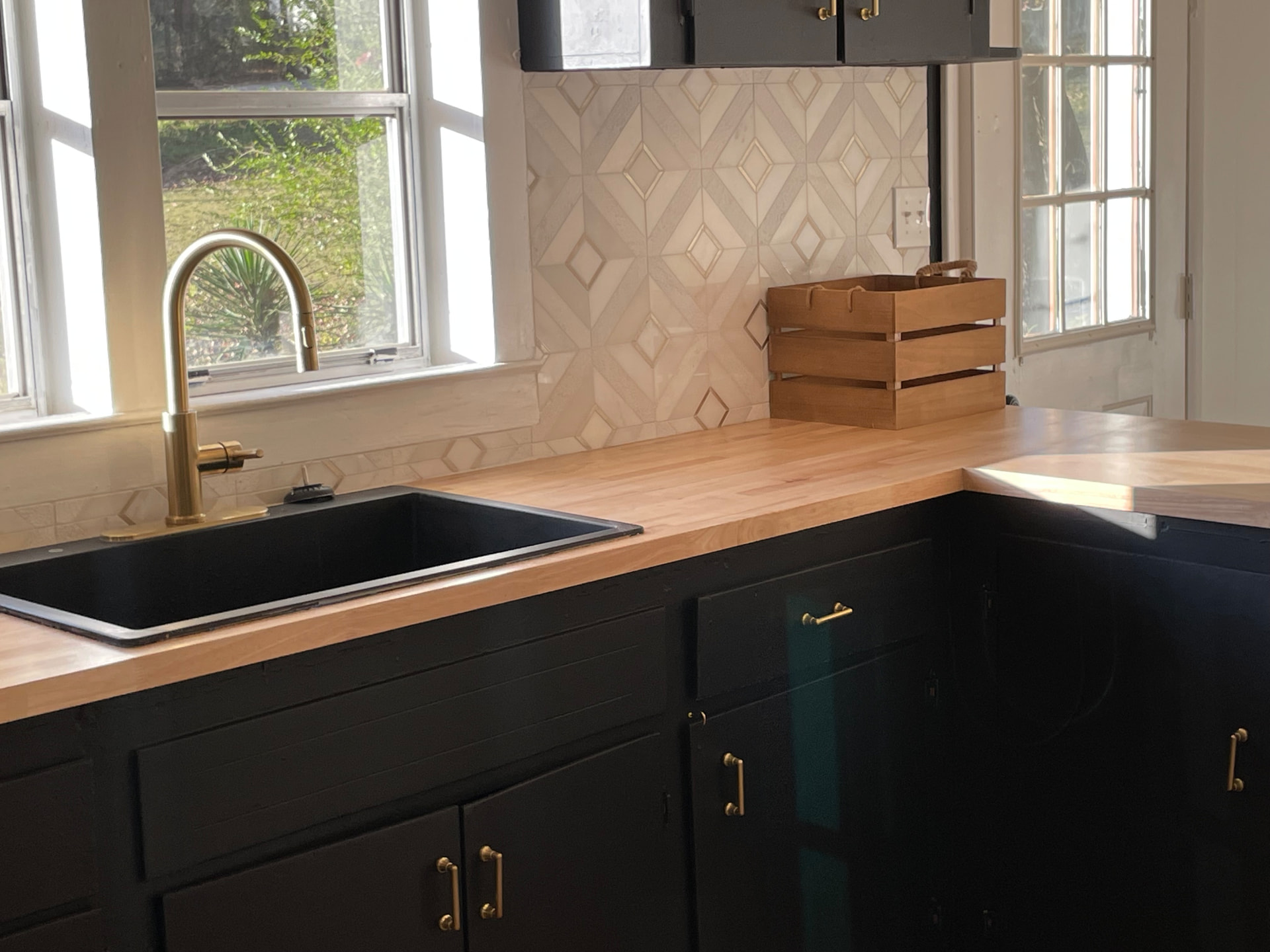 447 Lindsey Road — kitchen detail